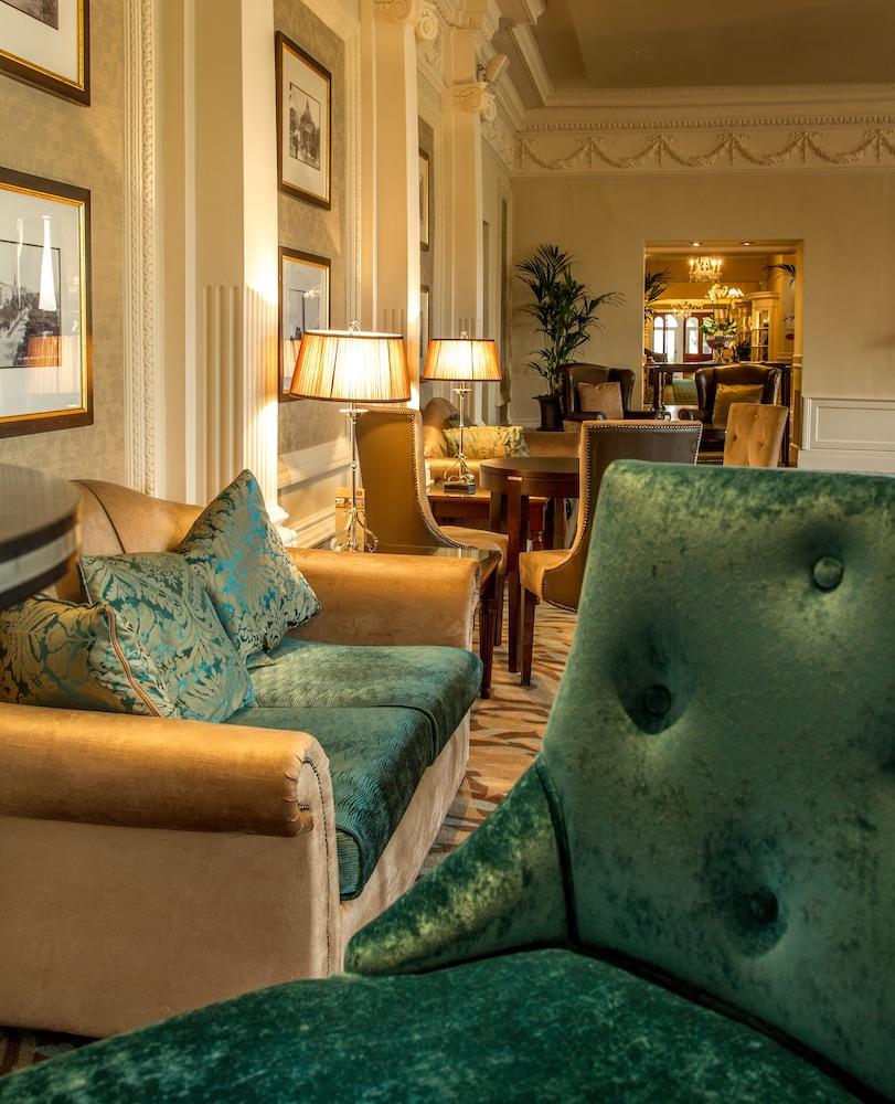 Old Swan Hotel هاروغايت المظهر الخارجي الصورة