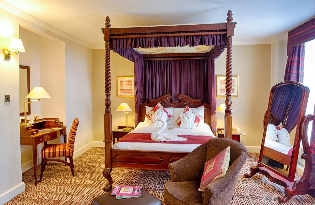 Old Swan Hotel هاروغايت المظهر الخارجي الصورة